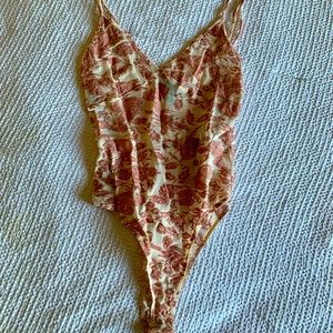 Textured forever 21 bodysuit